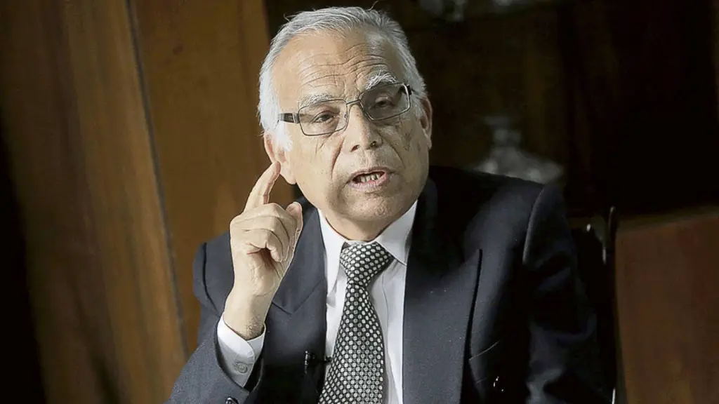 Aníbal Torres se pronuncia sobre acusaciones de Karelim López ,Epicentro TV