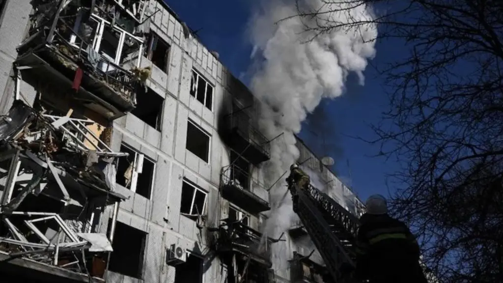 Civiles inocentes mueren en Ucrania: La Vuelta Al Mundo en 5 Noticias ,Epicentro TV